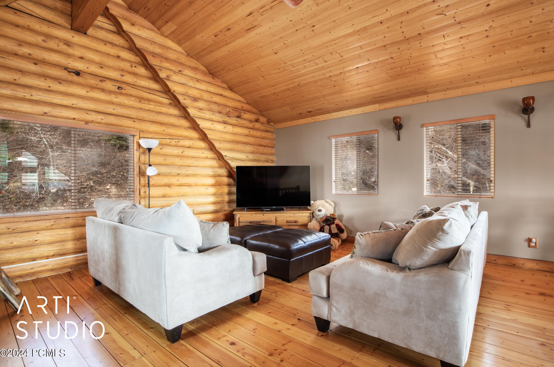 1414 Elk Rd, Hoytsville UT 84017-9345 exterior