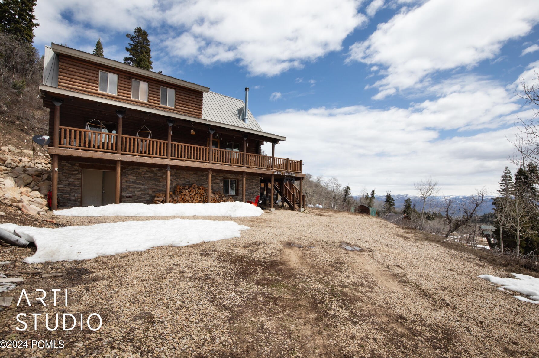 1414 Elk Rd, Hoytsville UT 84017-9345 exterior