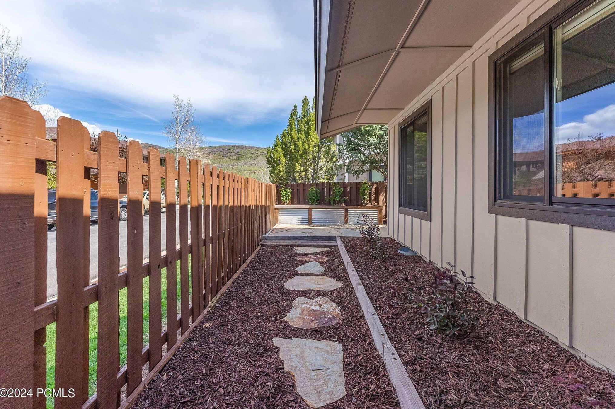 1140 Sta Loop Rd, Park City UT 84098-5425 exterior