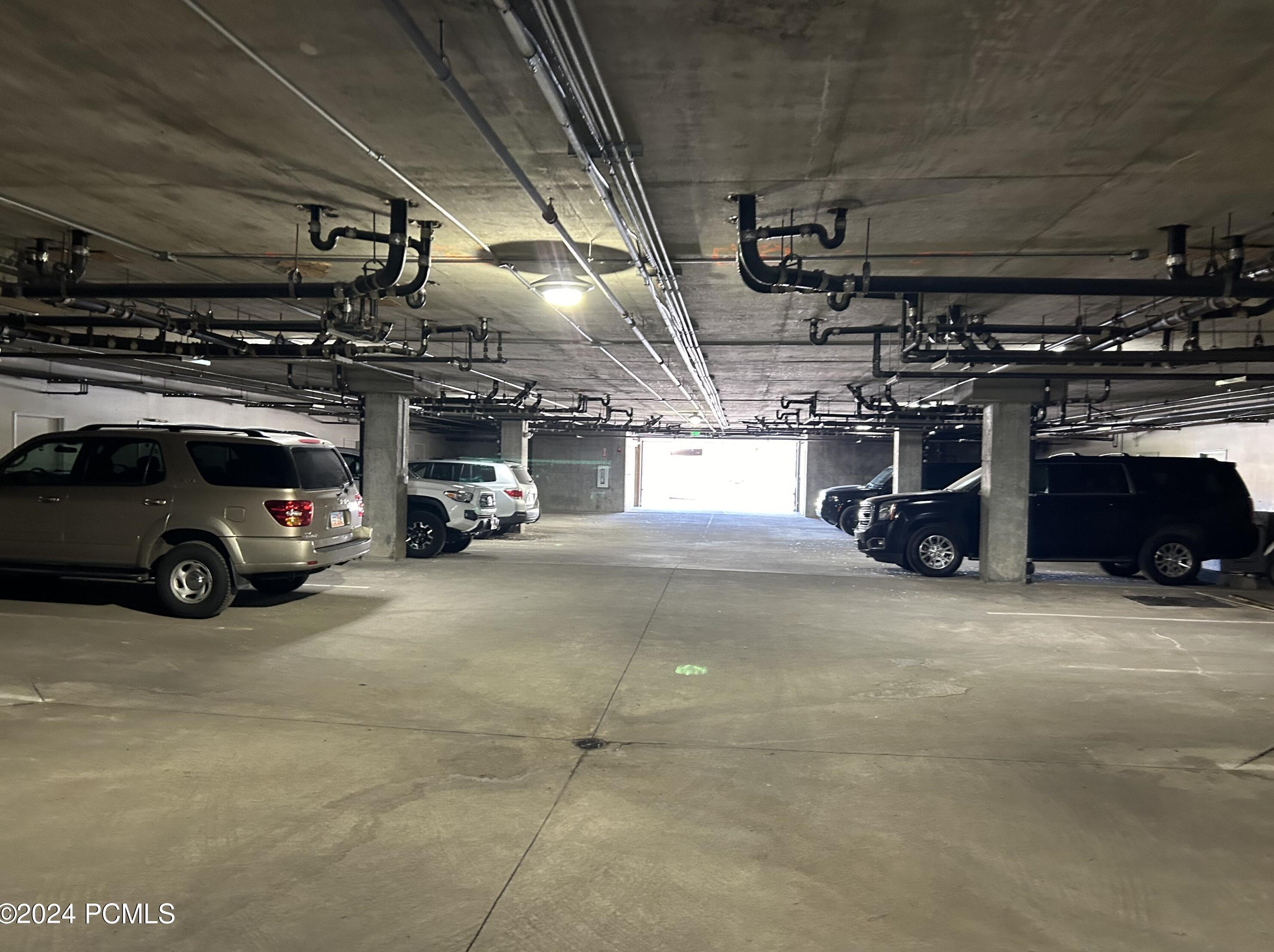 6749 2200, Park City UT 84098-8244 exterior