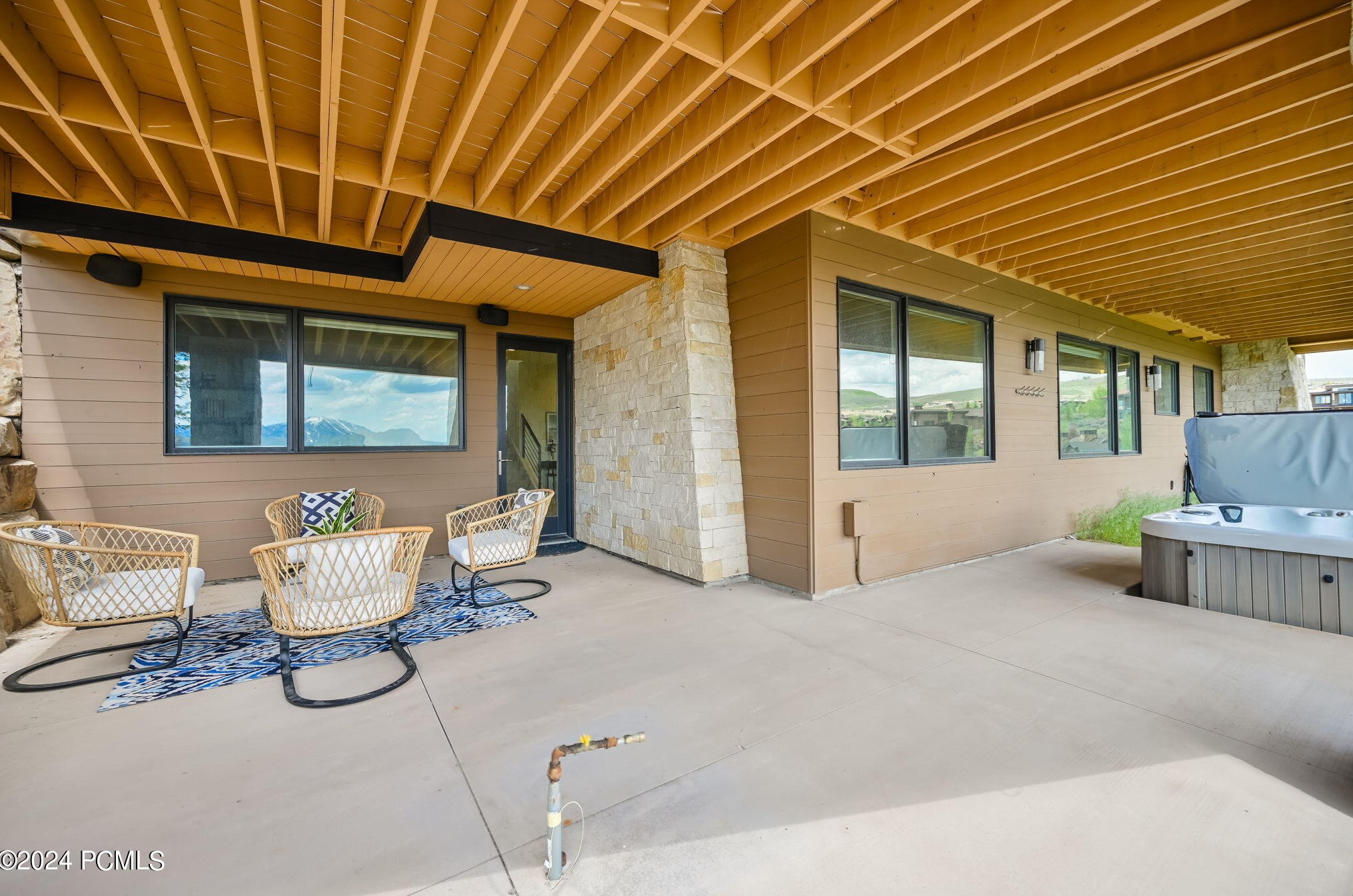 2496 Westview Trl, Park City UT 84098-6287 exterior