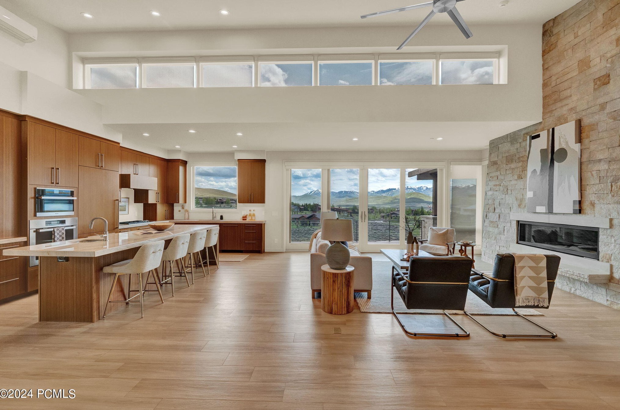 2496 Westview Trl, Park City UT 84098-6287 exterior