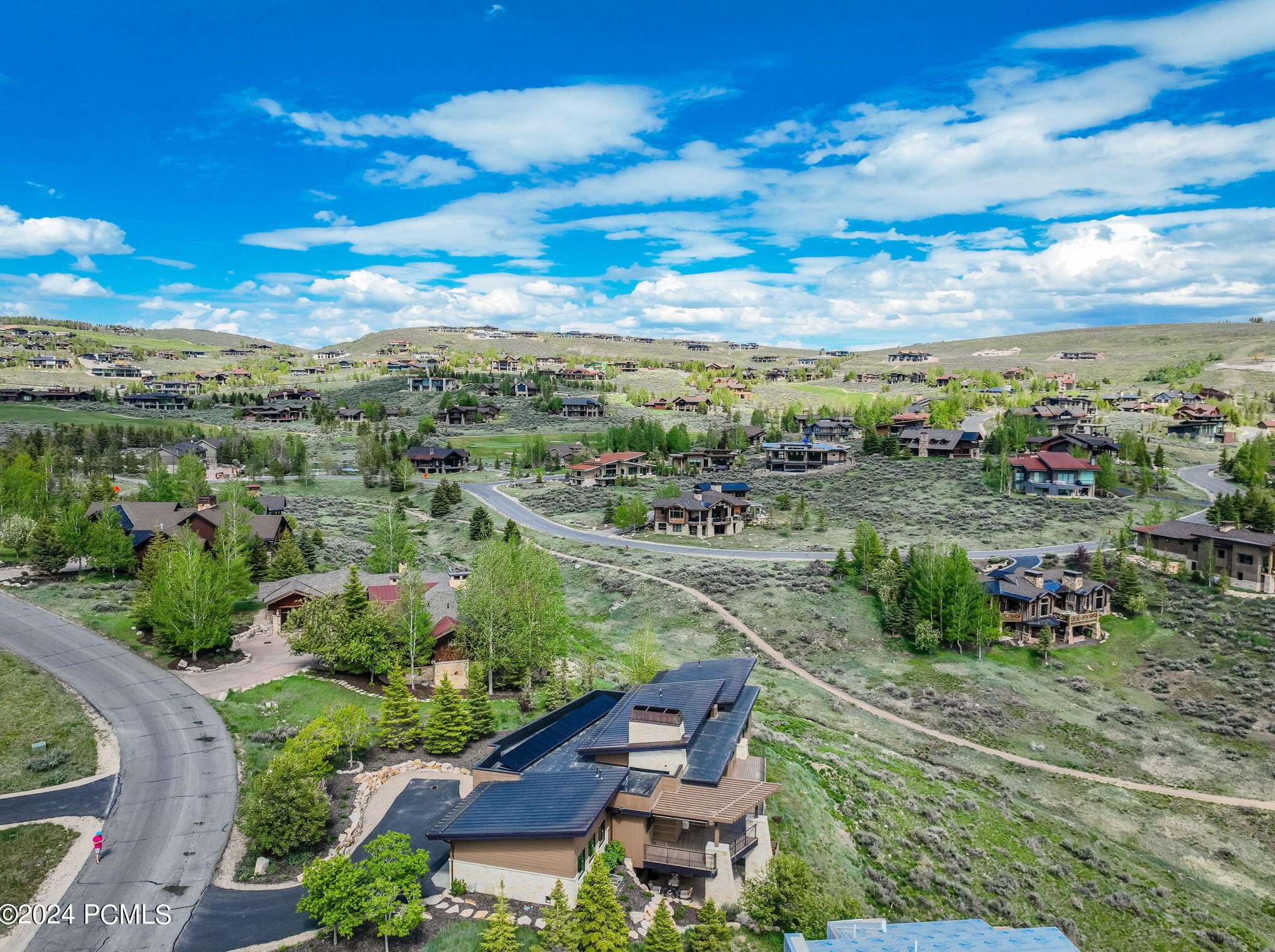 2496 Westview Trl, Park City UT 84098-6287 exterior
