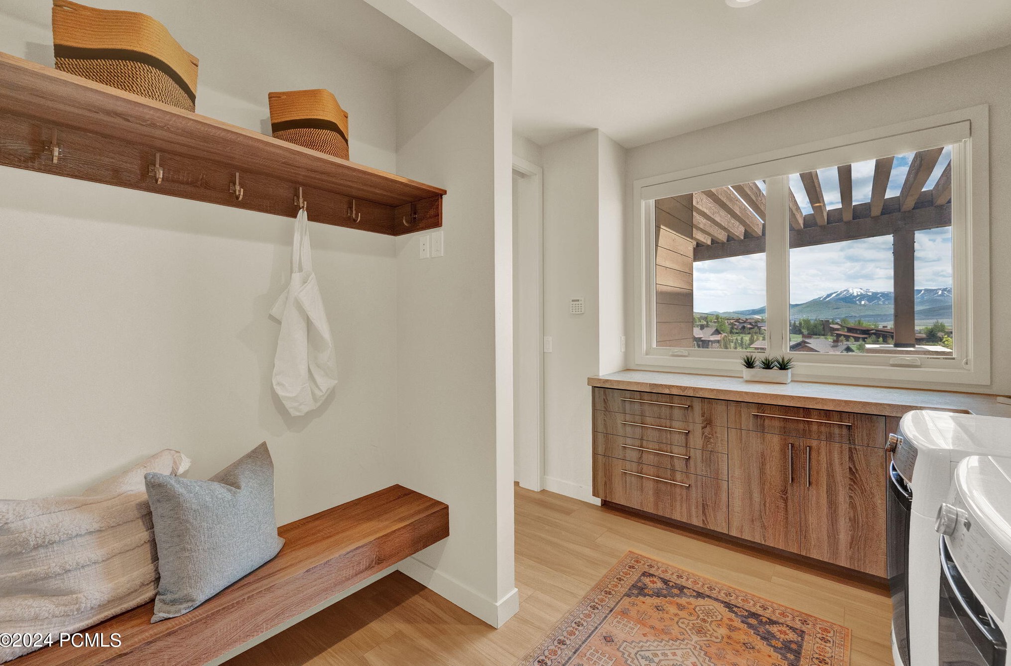 2496 Westview Trl, Park City UT 84098-6287 exterior