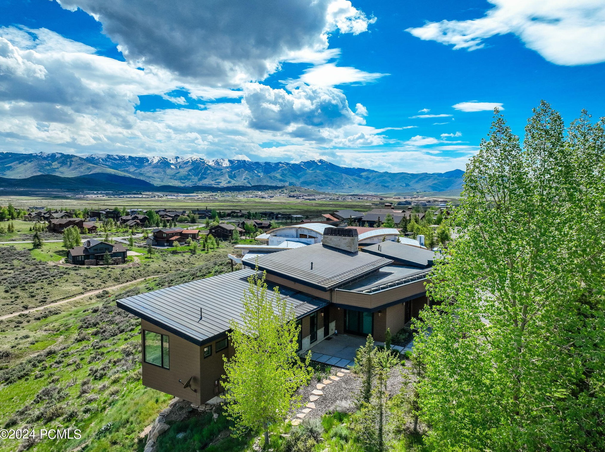 2496 Westview Trl, Park City UT 84098-6287 exterior