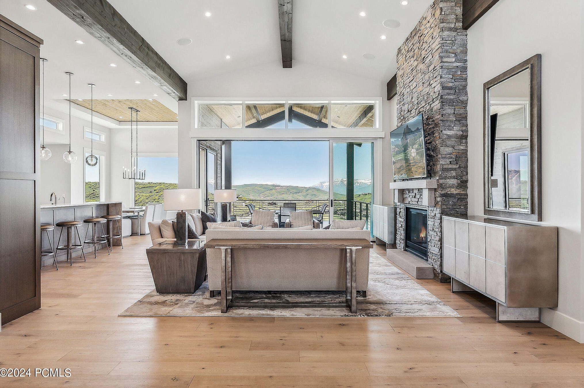 2950 Ridgeway Dr, Woodland, UT 84036-5072