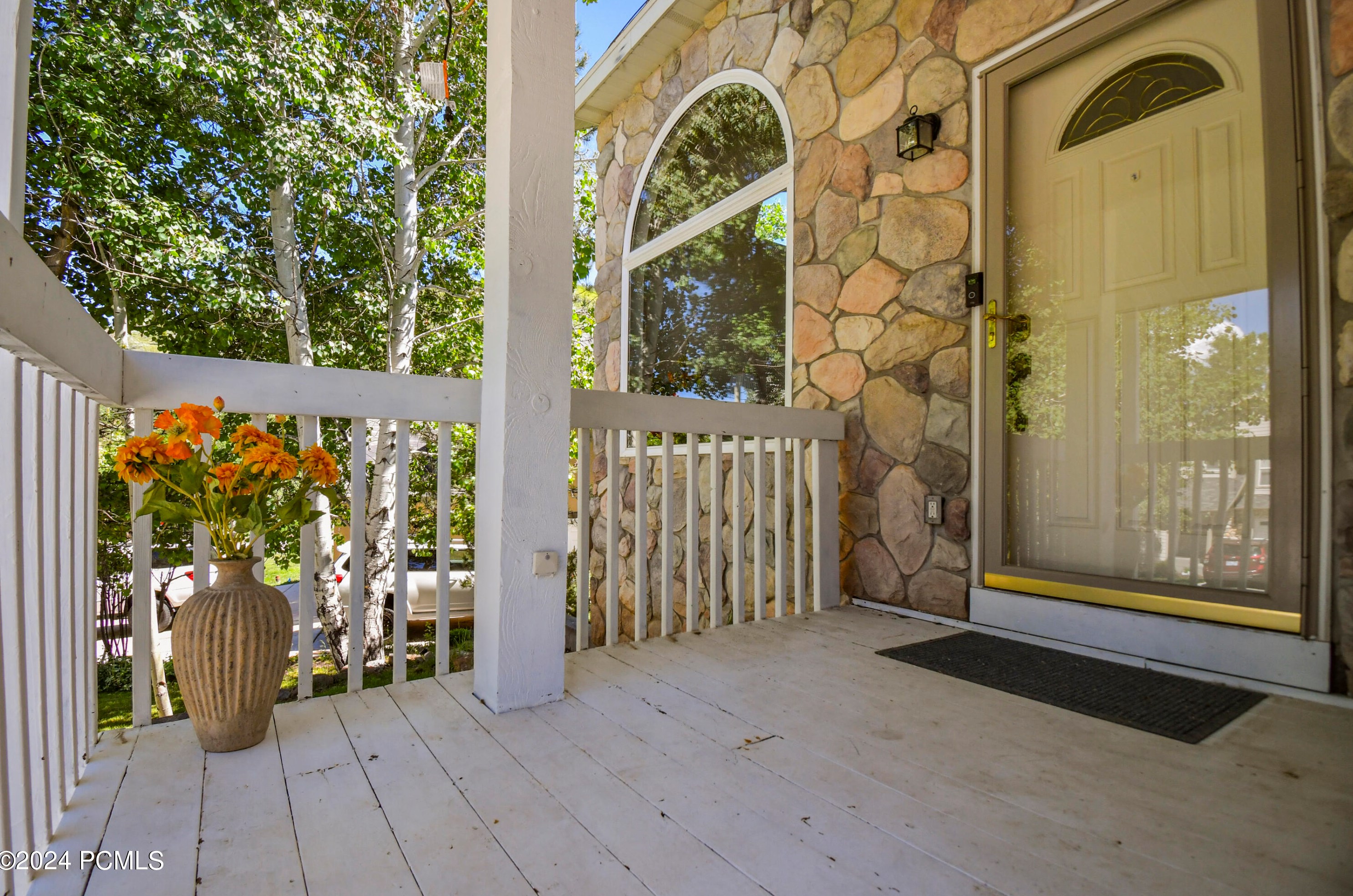 8028 Springshire Dr, Park City UT 84098-5396 exterior