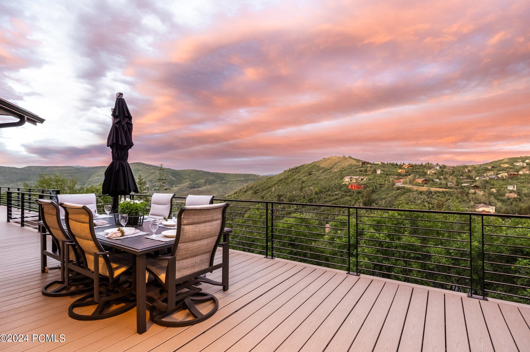 7369 Stagecoach Dr, Park City UT 84098-5332 exterior