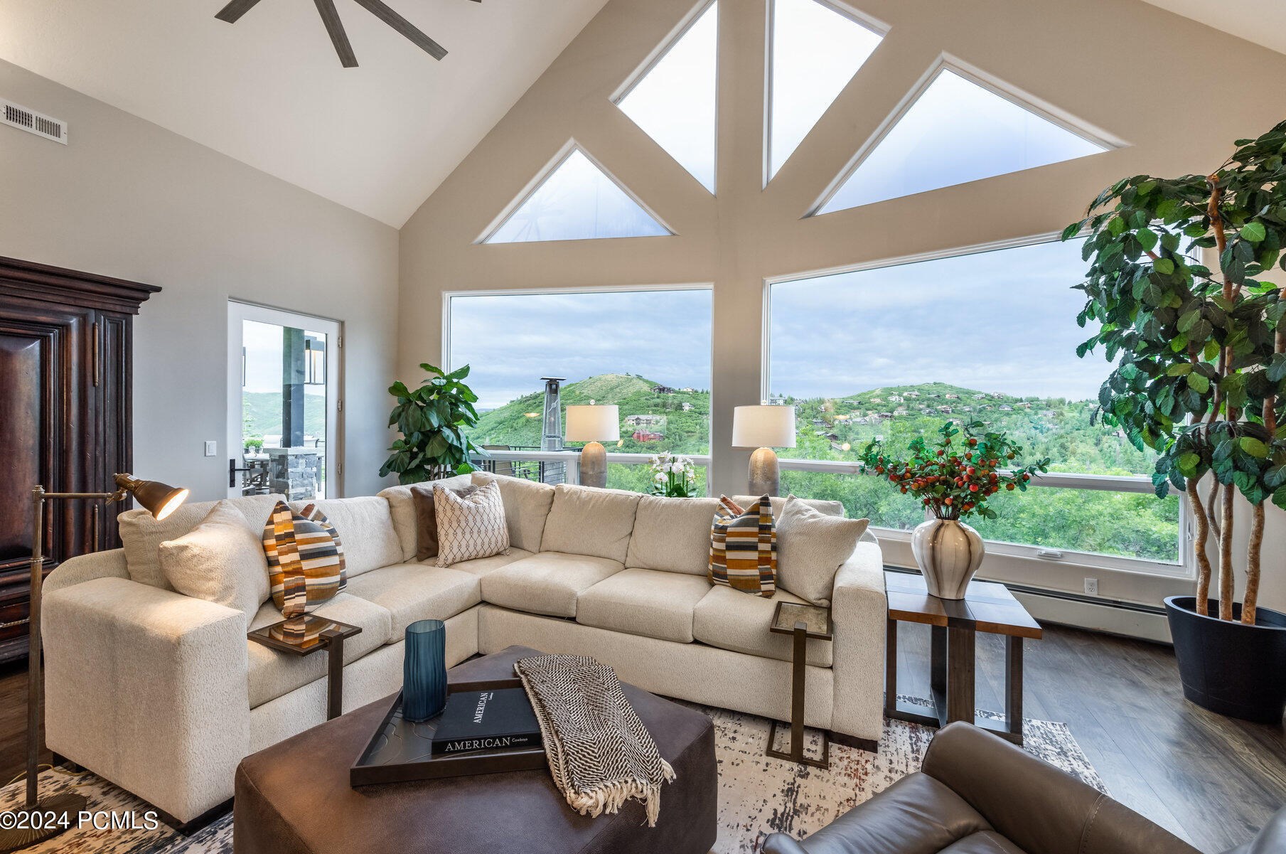 7369 Stagecoach Dr, Park City UT 84098-5332 exterior