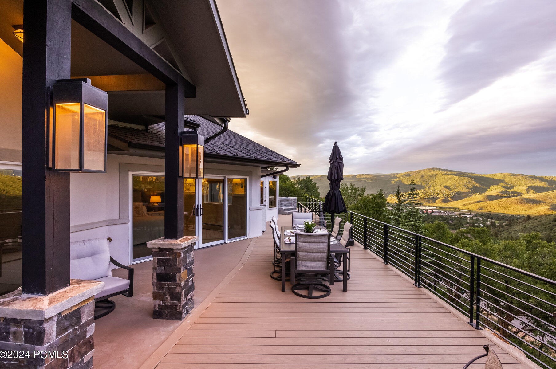 7369 Stagecoach Dr, Park City UT 84098-5332 exterior