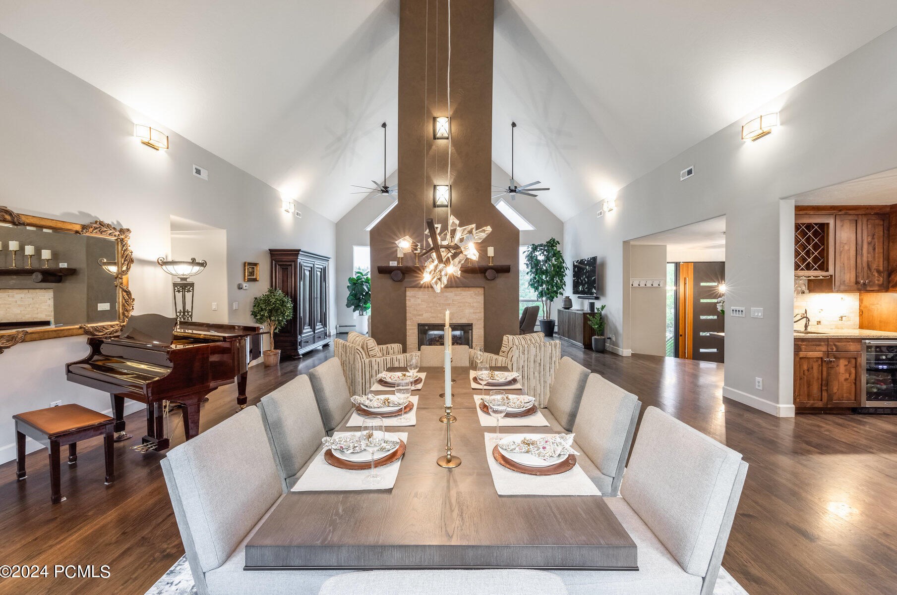 7369 Stagecoach Dr, Park City UT 84098-5332 exterior