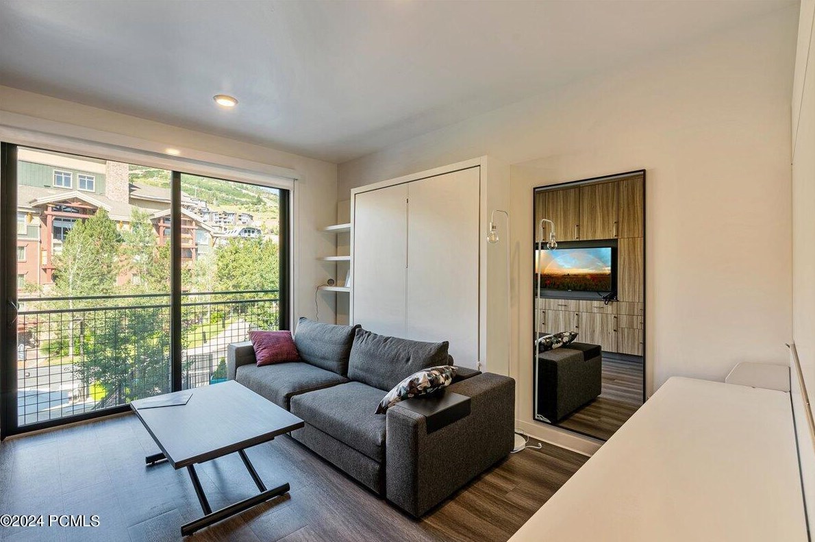 2670 Canyons Resort Dr ## 220, Park City, UT 84098
