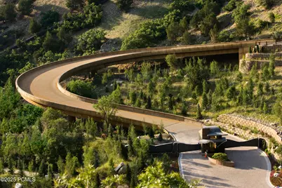 7077 City View Drive, Salt Lake City, UT 84121 - Photo 10