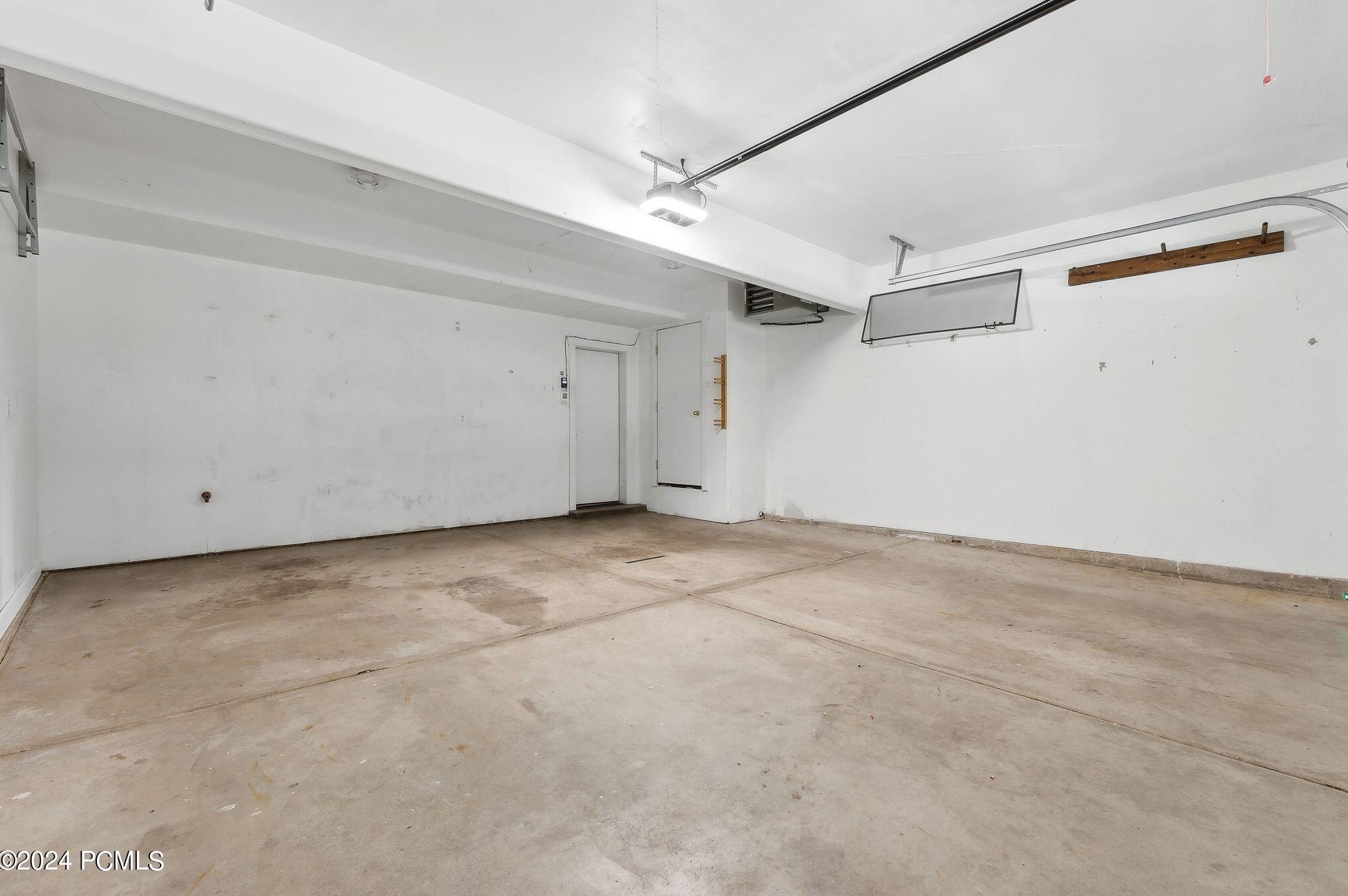 1063 Sta Loop Rd, Park City UT 84098-5425 exterior