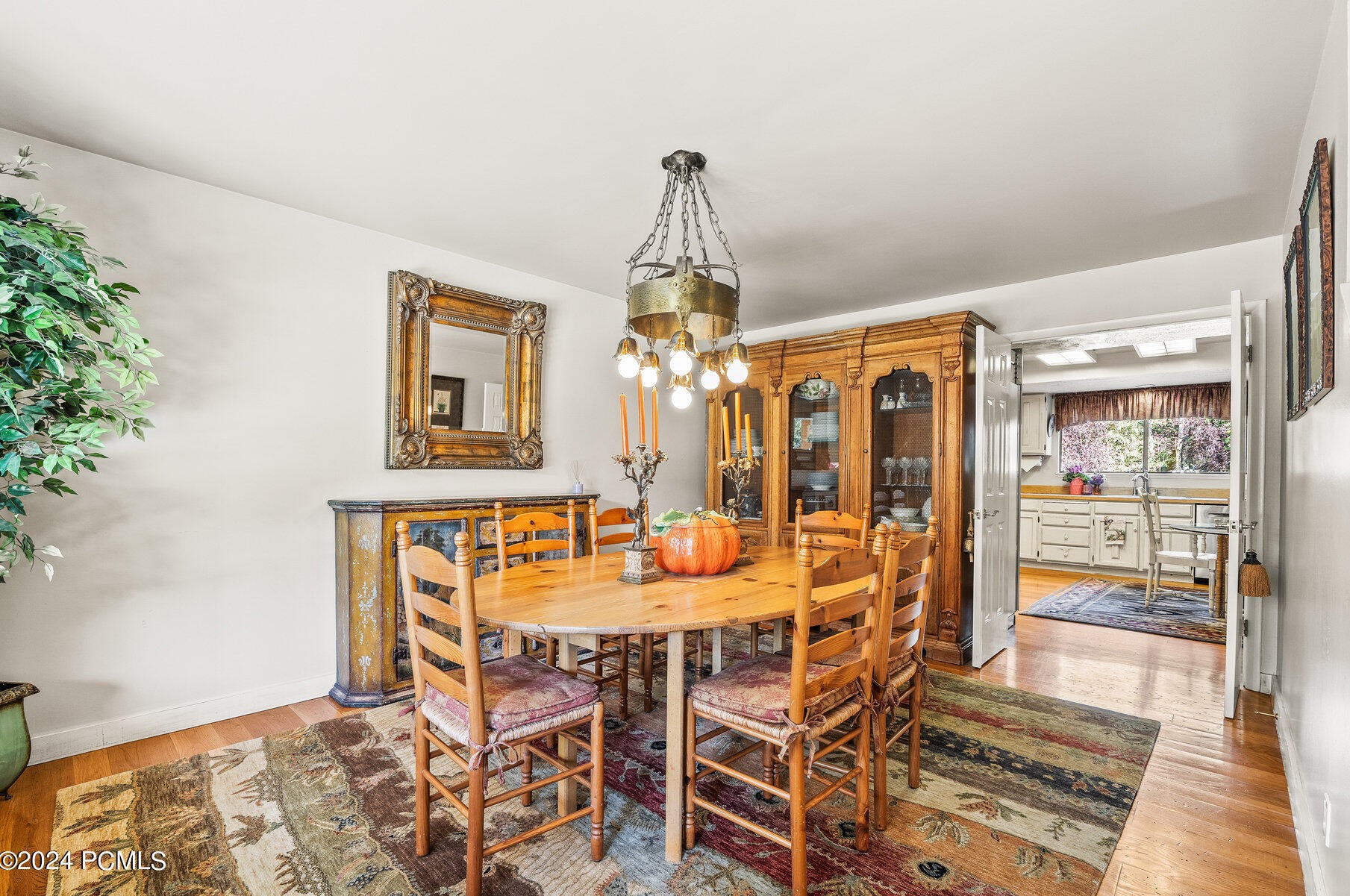 2376 Lucky John Dr, Park City UT 84060-6918 exterior