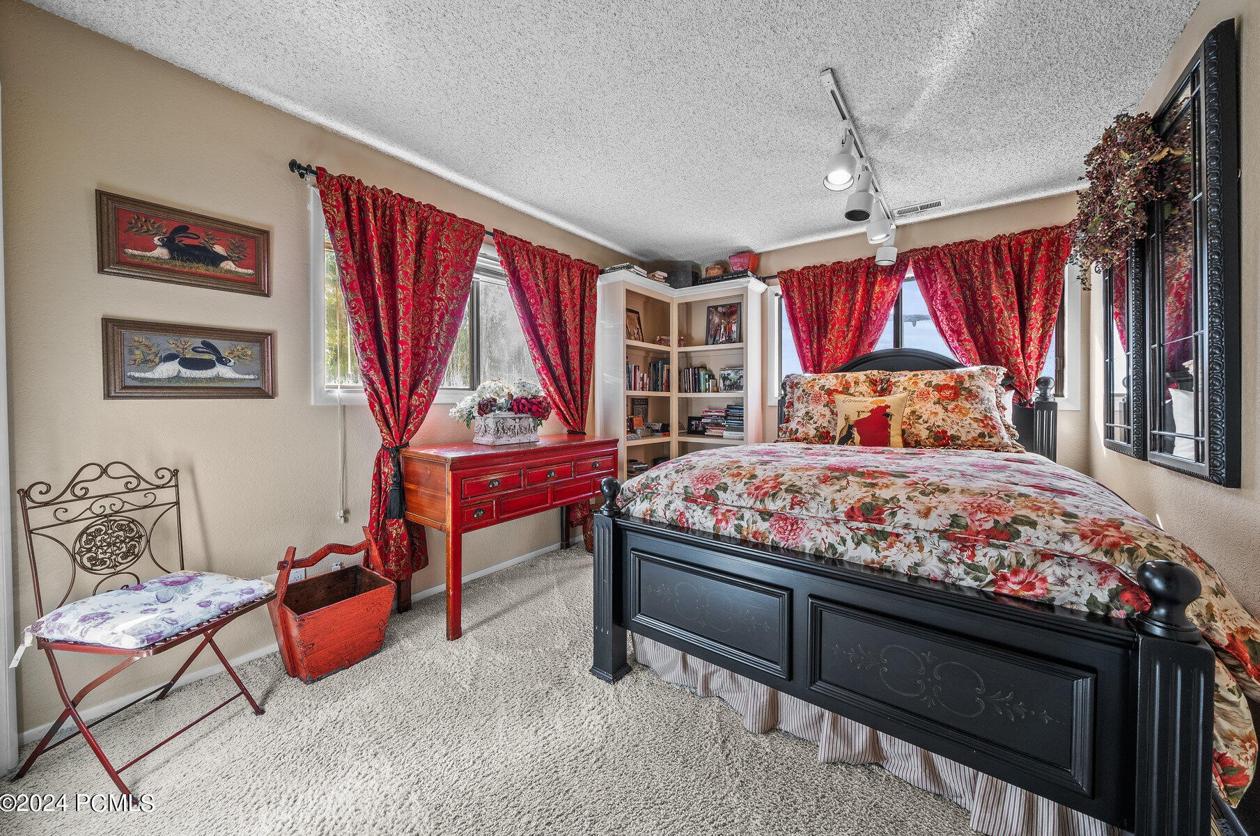 2376 Lucky John Dr, Park City UT 84060-6918 exterior