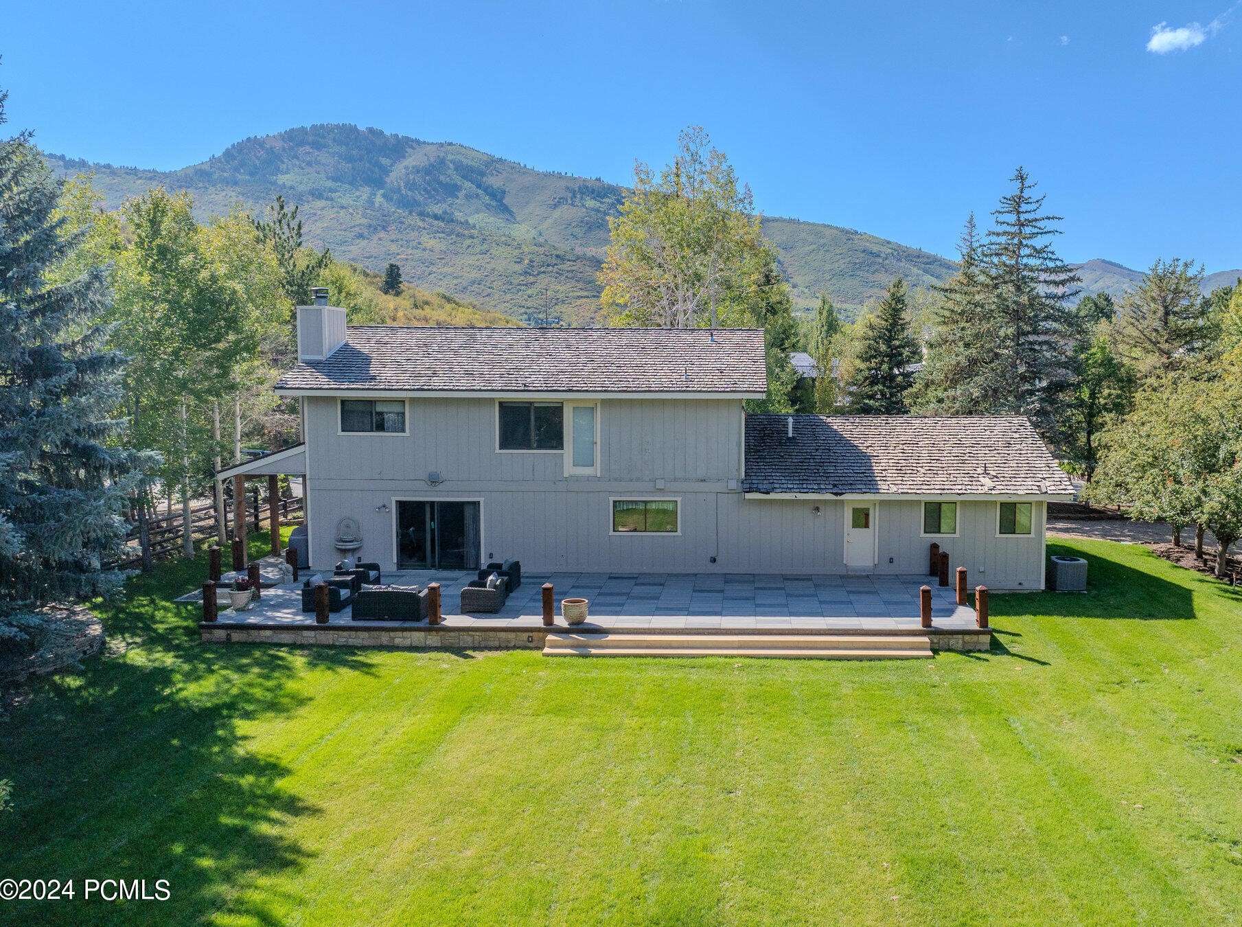 2376 Lucky John Dr, Park City UT 84060-6918 exterior