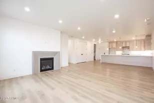 2250 E Murray Holladay Rd, Holladay, UT 84117 - Photo 6