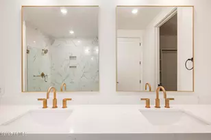 2250 E Murray Holladay Rd, Holladay, UT 84117 - Photo 18