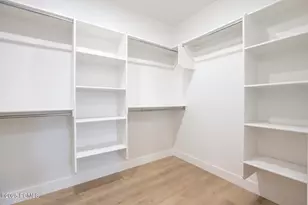 2250 E Murray Holladay Rd, Holladay, UT 84117 - Photo 20