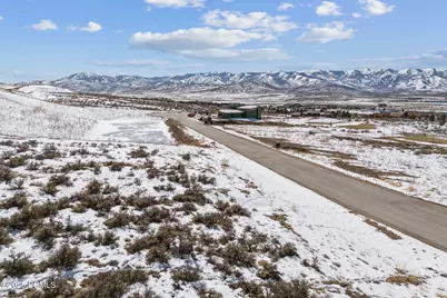 6860 White Dove Way, Park City, UT 84098 - Photo 2