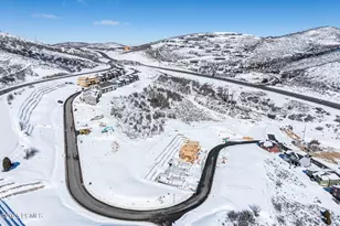 386 W Ascent Dr, Hideout, UT 84036 - Photo 32