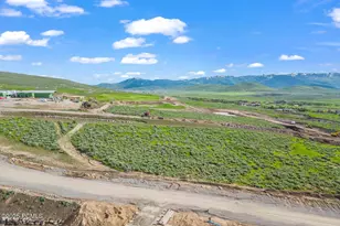 2932 Sage Hls Pkwy, Park City, UT 84098 - Photo 2
