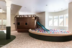 8272 N Left Fork Hobble Crk Rd, Springville, UT 84663 - Photo 10