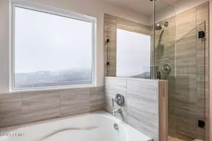 6033 N Fairview Dr, Heber City, UT 84032 - Photo 16