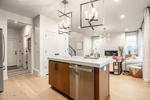 6055 N Fairview Dr, Heber City, UT 84032 - Photo 10