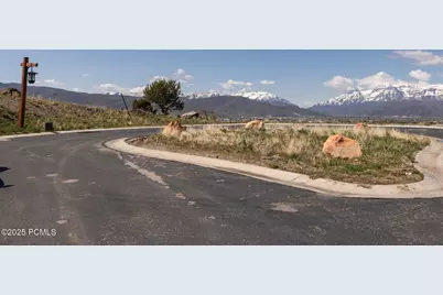 2177 E Notch Mountain Circle, Heber City, UT 84032 - Photo 32