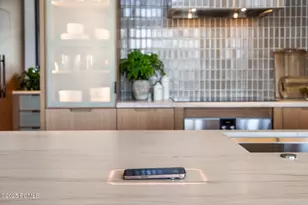 10114 N Drommen Ct, Park City, UT 84060 - Photo 16