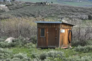 8819 Highfield Rd, Park City, UT 84098 - Photo 32