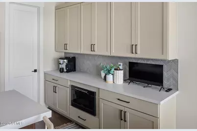 11661 N Shoreline Drive, Hideout, UT 84036 - Photo 30