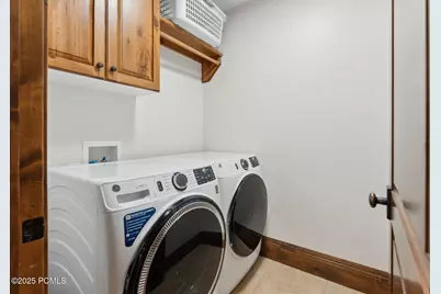 1 Cross Hill Lane, Sandy, UT 84092 - Photo 88