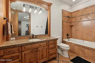 1 Cross Hill Ln, Sandy, UT 84092 - Photo 96