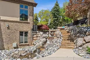 1 Cross Hill Ln, Sandy, UT 84092 - Photo 14