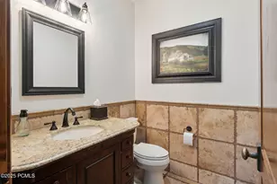 1 Cross Hill Ln, Sandy, UT 84092 - Photo 40
