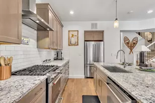 8257 N Sandalwood Ln, Park City, UT 84098 - Photo 10