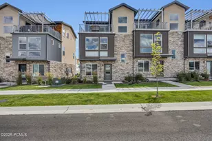 1386 Vlg Grn Trl, Park City, UT 84098 - Photo 2