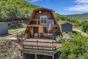 234 E Rockport Aspen Dr, Wanship, UT 84017 - Photo 2