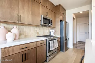 5993 N Fairview Dr, Heber City, UT 84032 - Photo 10