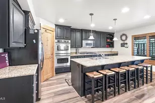 5541 Slalom Way, Park City, UT 84098 - Photo 4