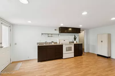 1925 E Hillcrest Avenue, Salt Lake City, UT 84106 - Photo 34