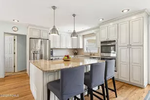 1925 E Hillcrest Ave, Salt Lake City, UT 84106 - Photo 10