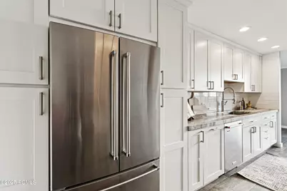 777 E South Temple Street #Apt 10d, Salt Lake City, UT 84102 - Photo 6