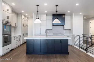 678 E Silver Hill Loop, Hideout, UT 84036 - Photo 6