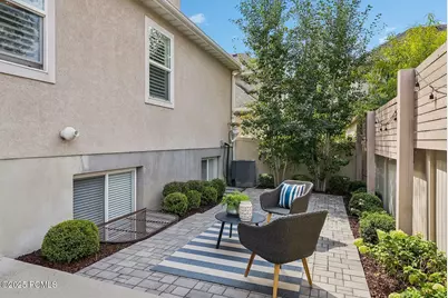 1917 E Holladay View Place, Holladay, UT 84117 - Photo 48