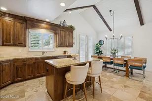 1917 E Holladay View Pl, Holladay, UT 84117 - Photo 14