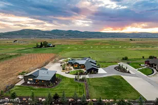 307 W Lazy Acres Ln, Kamas, UT 84036 - Photo 2